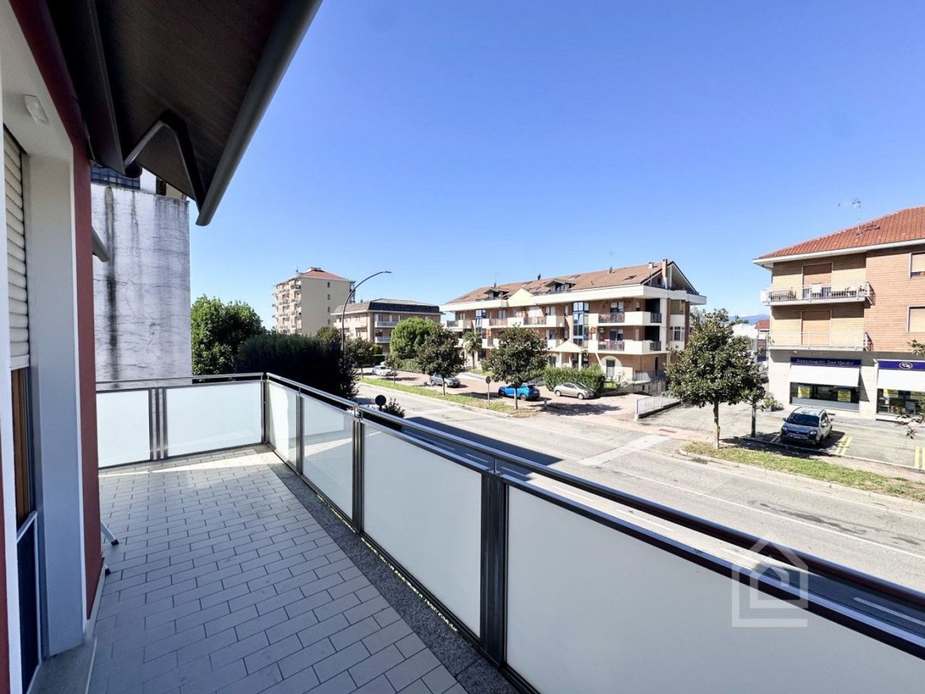 Квартира с 3 спальнями в Турин, Италия № 313297