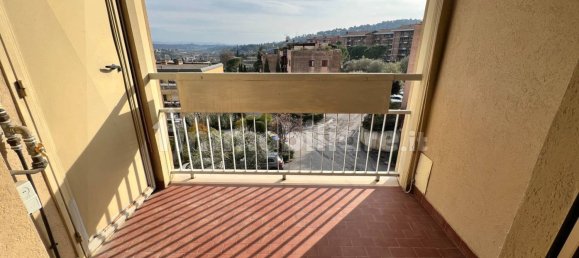 3 bedrooms Apartment in Perugia, Italy No. 216995 9