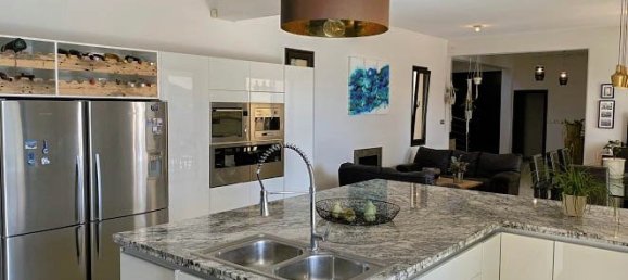 6 Schlafzimmer Villa in Palodeia, Cyprus, Nr. 21825 3