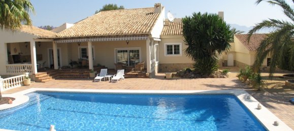 4 Schlafzimmer Villa in La Nucia, Spain, Nr. 4310 11