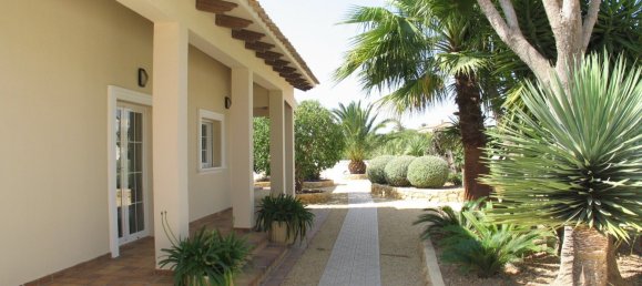 4 Schlafzimmer Villa in La Nucia, Spain, Nr. 4310 2