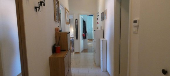 2-salle Appartement à Trieste, Italy No. 224052 10