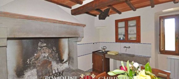 Вилла с 29 спальнями в Каполона, Италия № 124519 30