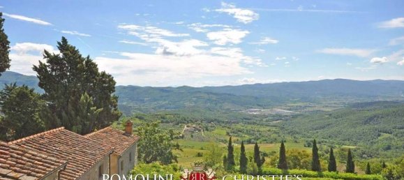 Вилла с 29 спальнями в Каполона, Италия № 124519 15