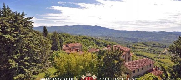 Вилла с 29 спальнями в Каполона, Италия № 124519 8