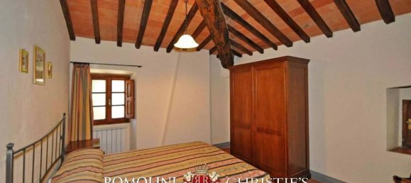 Вилла с 29 спальнями в Каполона, Италия № 124519 27