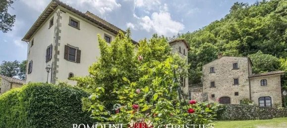 Вилла с 29 спальнями в Каполона, Италия № 124519 2