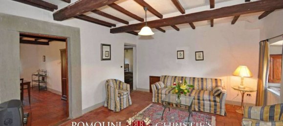 Вилла с 29 спальнями в Каполона, Италия № 124519 18