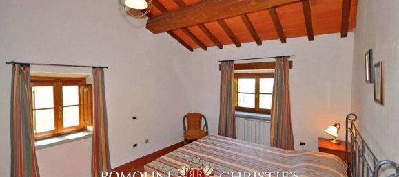 Вилла с 29 спальнями в Каполона, Италия № 124519 37