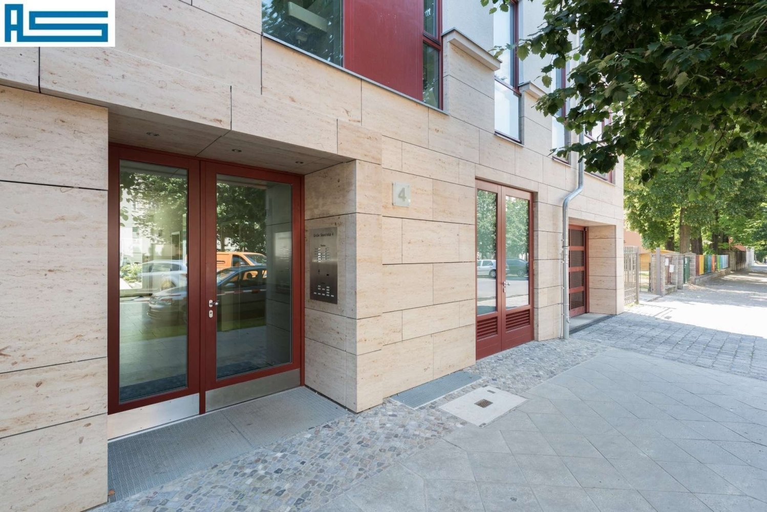 Estacionamiento en Weisensee, Germany No. 56531