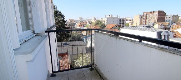 1 bedroom Apartment in Bois-Colombes, France No. 318556 4