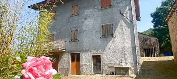 7 rooms House in Fanano, Italy No. 85489 27