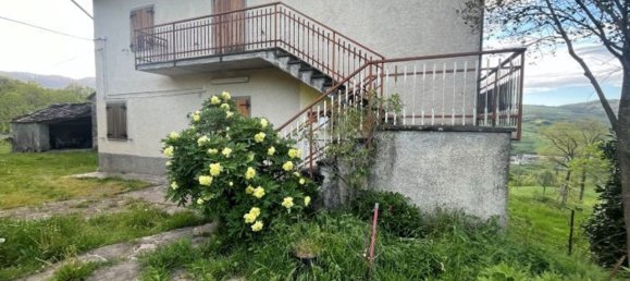 7 rooms House in Fanano, Italy No. 85489 9