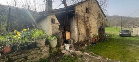 7 rooms House in Fanano, Italy No. 85489 16