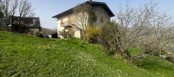 7 rooms House in Fanano, Italy No. 85489 8