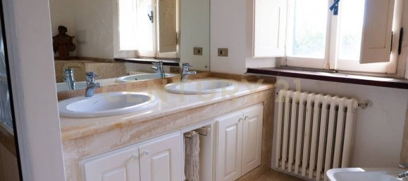 Дом с 4 спальнями в Орбетелло, Италия № 286094 18