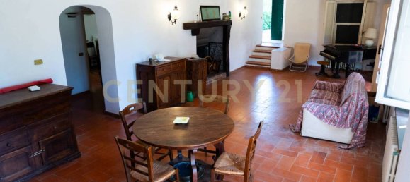 Дом с 4 спальнями в Орбетелло, Италия № 286094 11