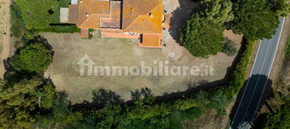 Дом с 4 спальнями в Орбетелло, Италия № 286094 48