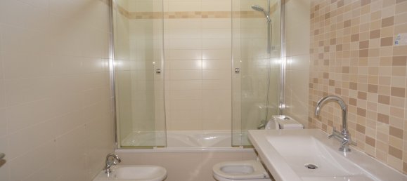 5 bedrooms House in Pozuelo de Alarcon, Spain No. 19712 18