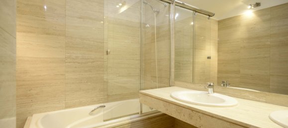 5 bedrooms House in Pozuelo de Alarcon, Spain No. 19712 30