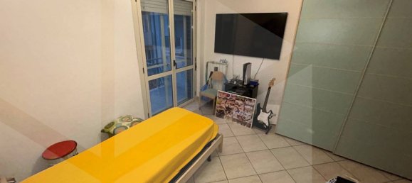 4 rooms Apartment in Cerignola, Italy No. 25403 7