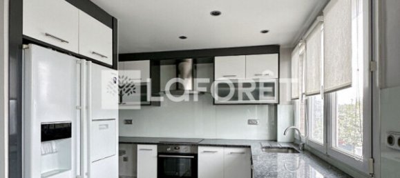 1 bedroom Apartment in Maisons-Alfort, France No. 332216 3