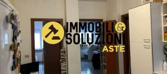 Квартира с 3 комнатами в Локате ди Триульци, Италия № 7267 3