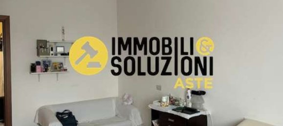 Квартира с 3 комнатами в Локате ди Триульци, Италия № 7267 8