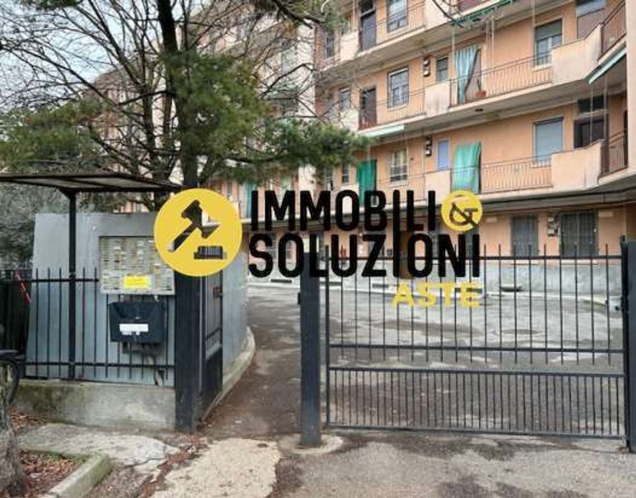 Квартира с 3 комнатами в Локате ди Триульци, Италия № 7267