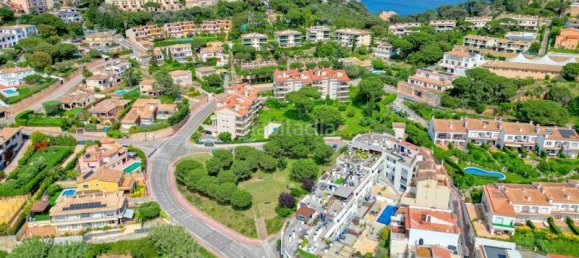 Ático de 3 dormitorios en Sant Feliu de Guíxols, Spain No. 150944 28