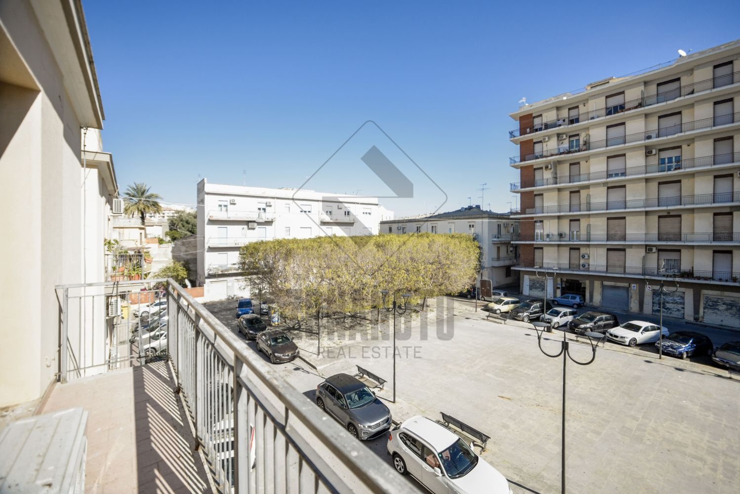 6-salle Appartement à Noto, Italy No. 102978