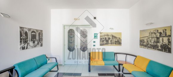 6-salle Appartement à Noto, Italy No. 102978 4