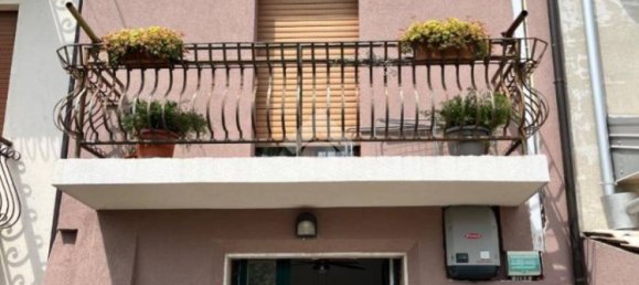 Casa T2 em Valeggio sul Mincio, Italy N.º 60573 41