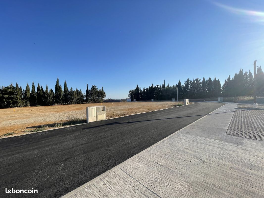  Land in Boujan-sur-Libron, France No. 185741