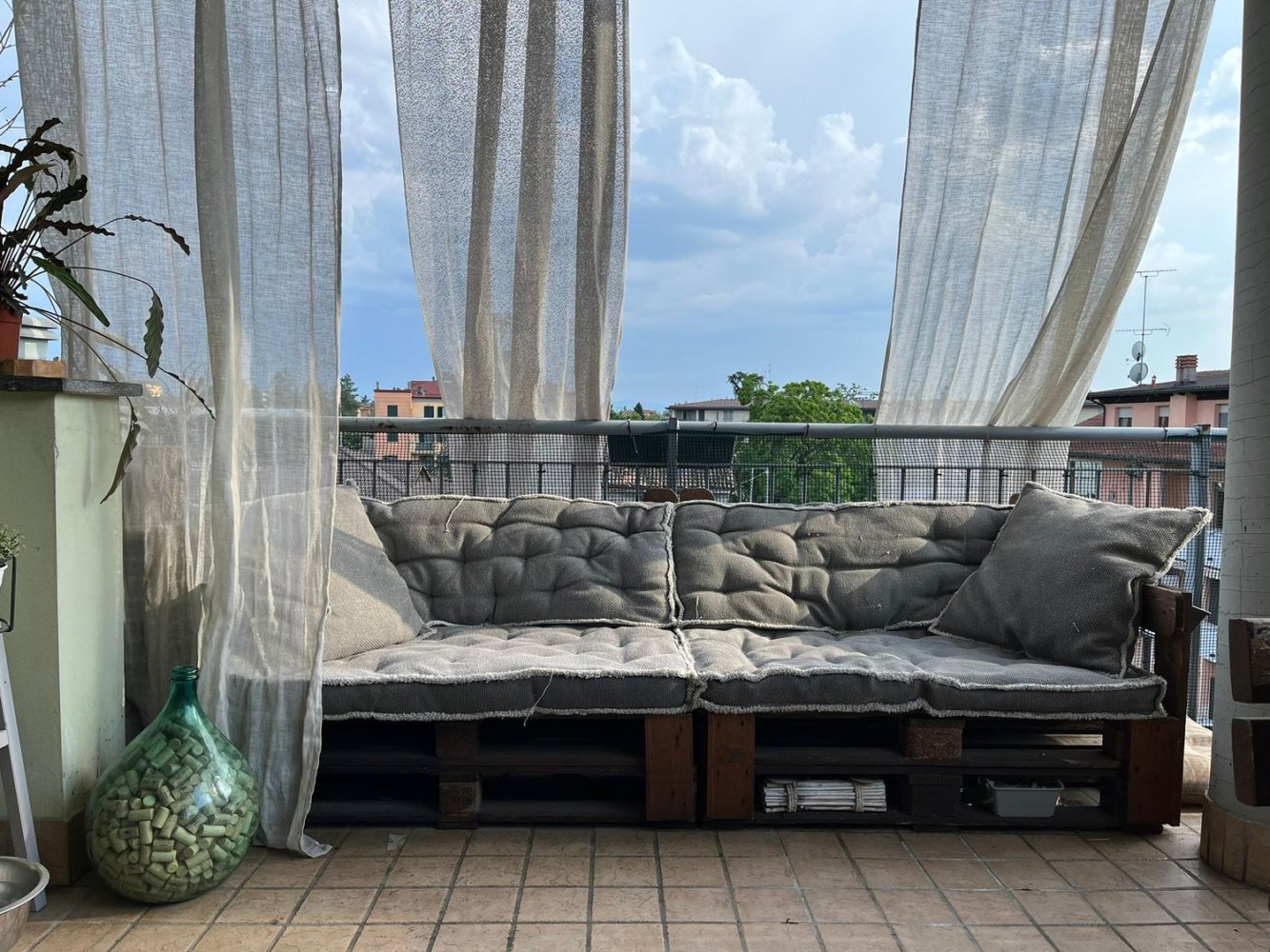 4-Zimmer Penthouse in Tortona, Italy, Nr. 144612