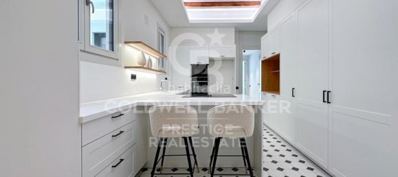 4 bedrooms Apartment in Eixample, Spain No. 86194 10