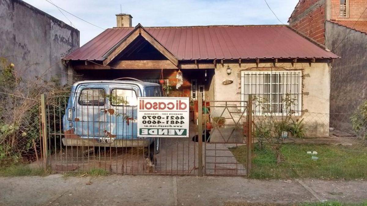 4 bedrooms House in Ituzaingo, Argentina No. 83276