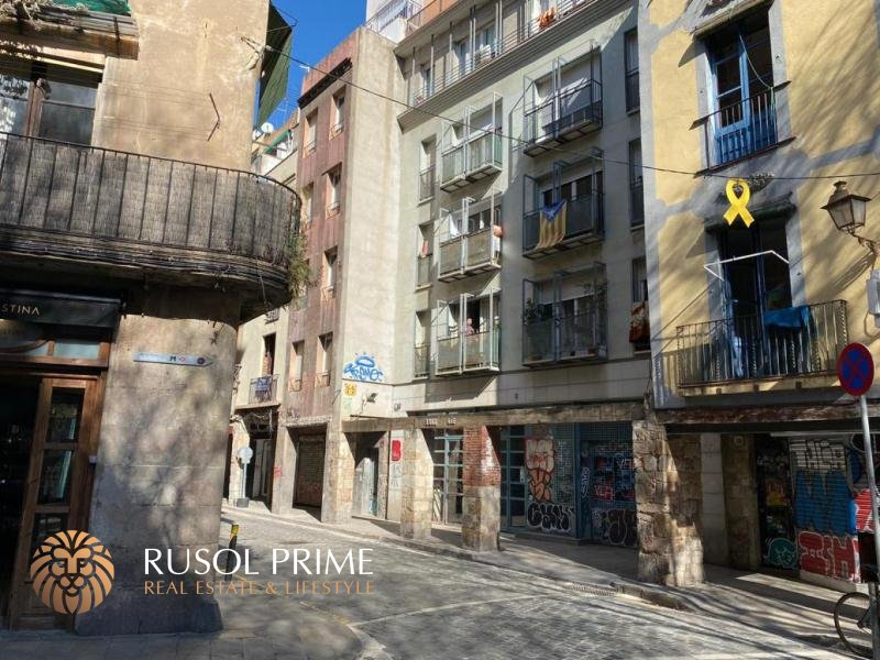 469m² Commercial property in Barcelona, Spain No. 324