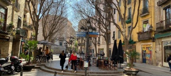 469m² Commercial property in Barcelona, Spain No. 324 3