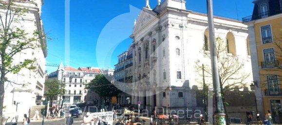 44m² Office in Lisbon, Portugal No. 94102 13