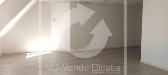 44m² Office in Lisbon, Portugal No. 94102 14