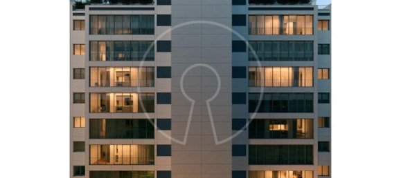 1 bedroom Commercial property in Lisbon, Portugal No. 30954 2