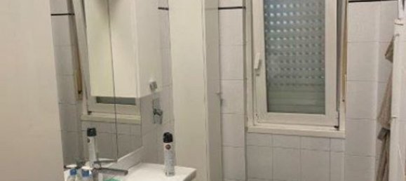 4 rooms Apartment in Settimo Milanese, Italy No. 4613 17