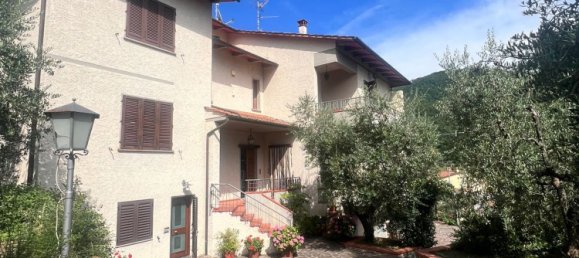 Apartamento de 8 habitaciónes en Montale, Italy No. 255000 10