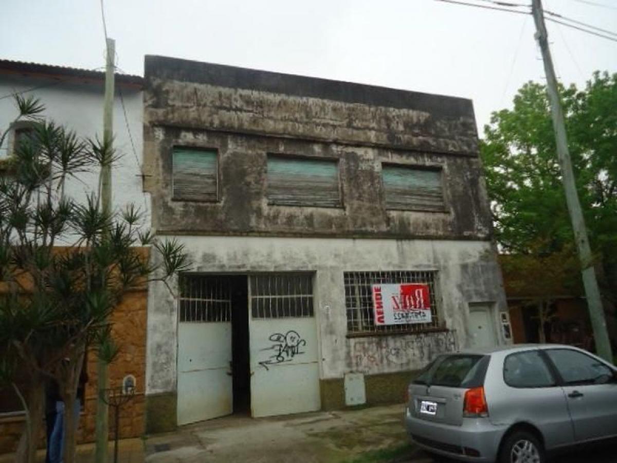 Propiedad comercial en San Isidro, Argentina 90 m² No. 108458