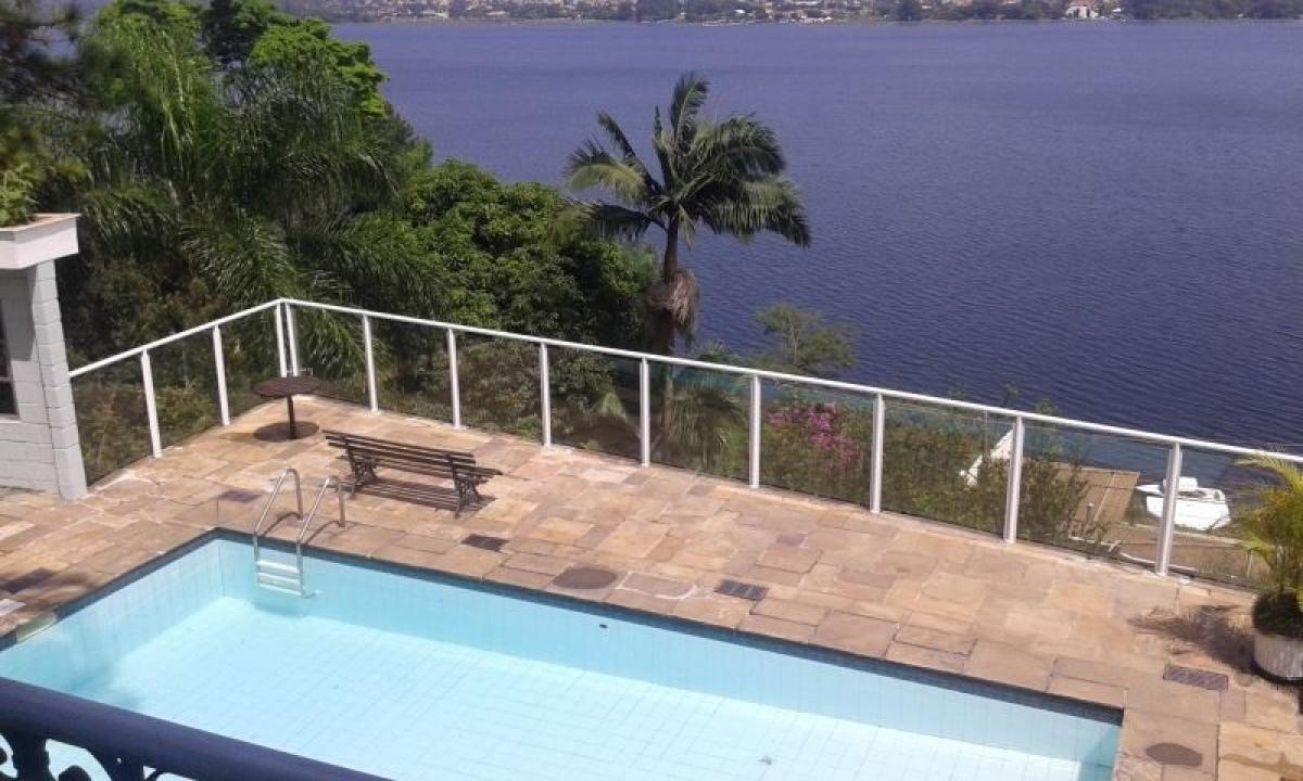 Дом с 3 спальнями в Сан-Паулу, Бразилия № 467495