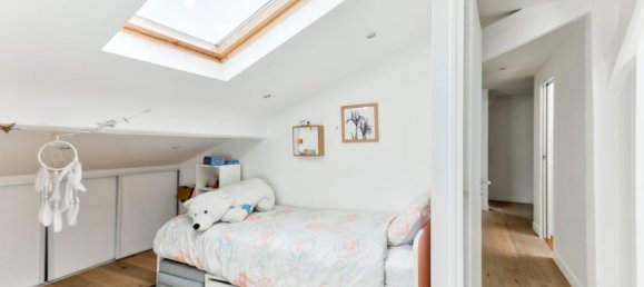 Дуплекс с 3 спальнями в Ла-Гарен-Коломб, Франция № 170172 11