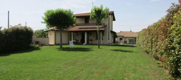 Вилла с 10 комнатами в Камайоре, Италия № 229006 5