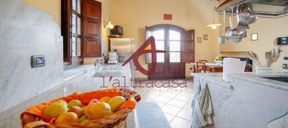 10 rooms House in Monsummano Terme, Italy No. 47003 17