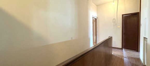 10 bedrooms House in Loreo, Italy No. 342934 9